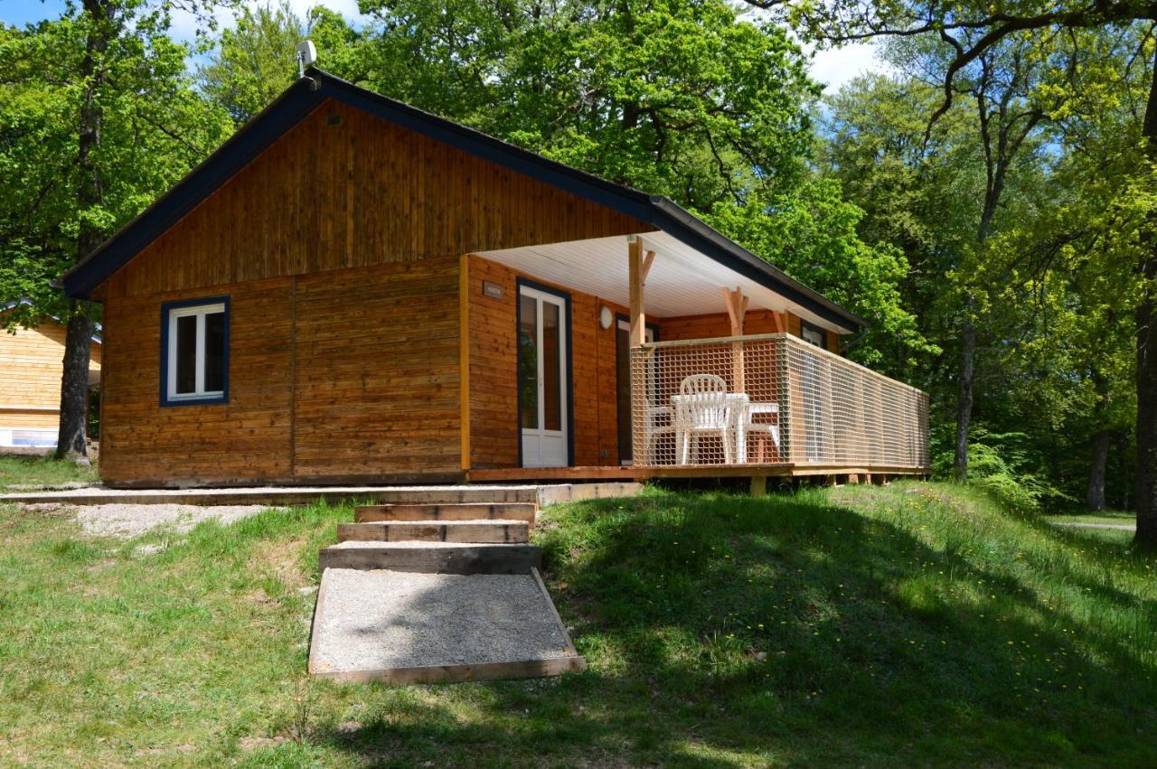 Отель Domaine Des Etangs De Taysse Espagnac Экстерьер фото