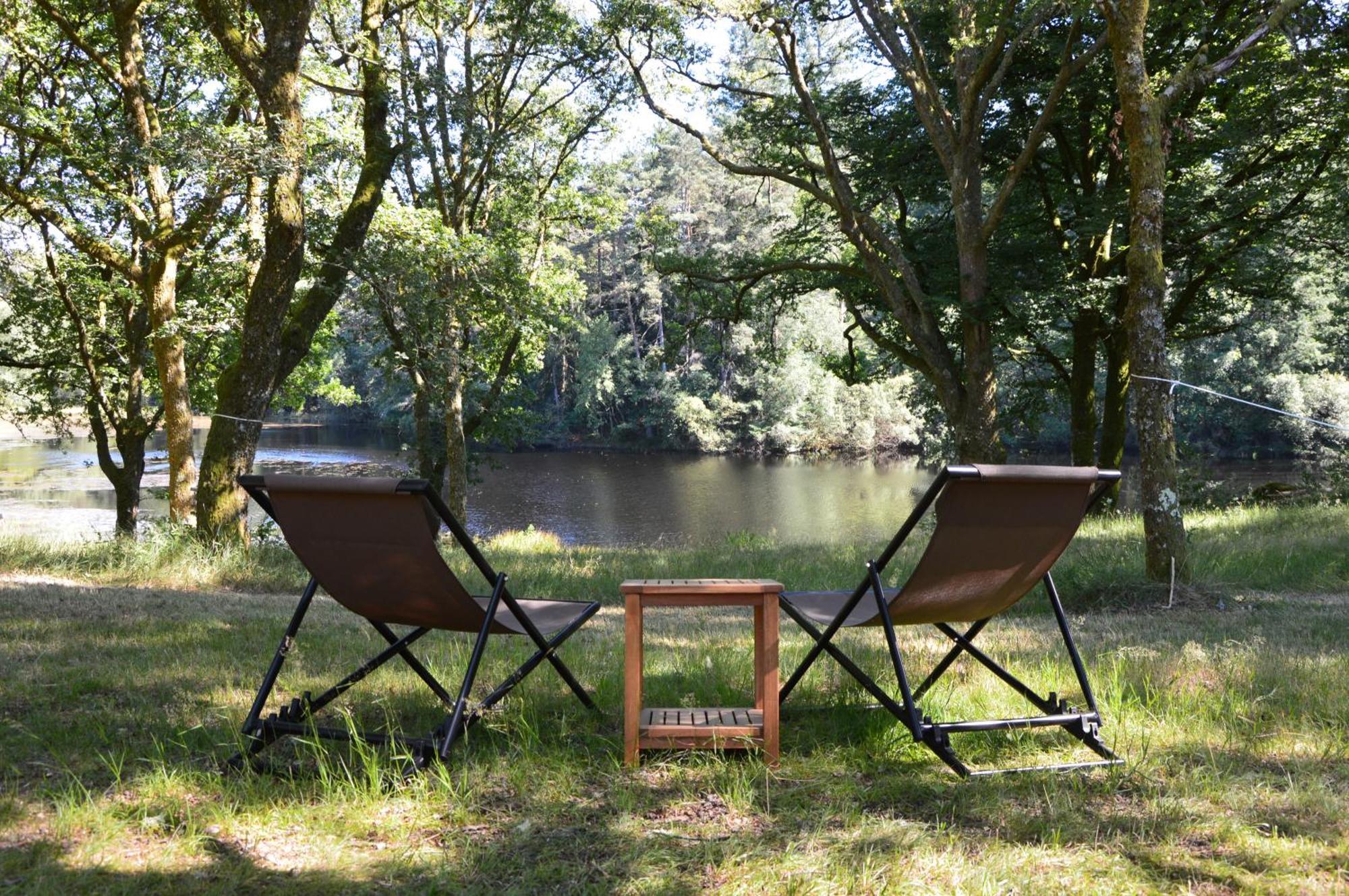 Отель Domaine Des Etangs De Taysse Espagnac Экстерьер фото